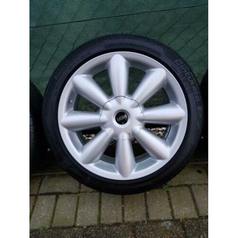 Te koop set mini Countryman velgen+banden 18 inch