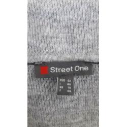 Nieuw vest van Street One maat 42. Donkergrijs/lichtgrijs.