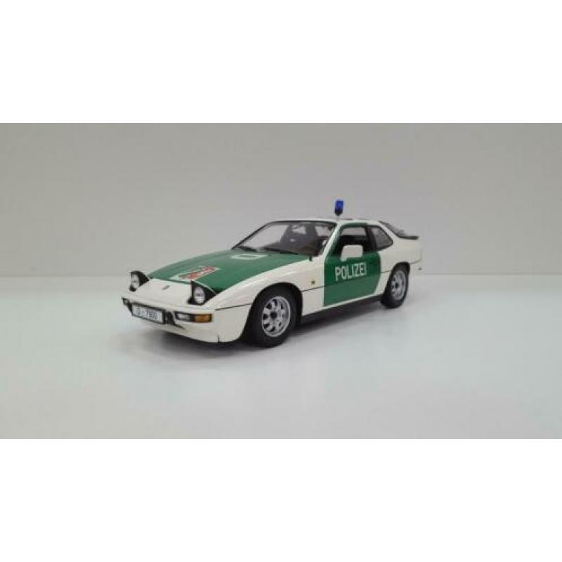 Minichamps Porsche 924 Polizei 1985 1:18 Nieuw