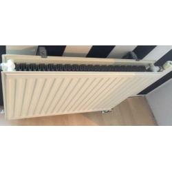 Te koop: Verwarmings Radiator (gebroken wit)