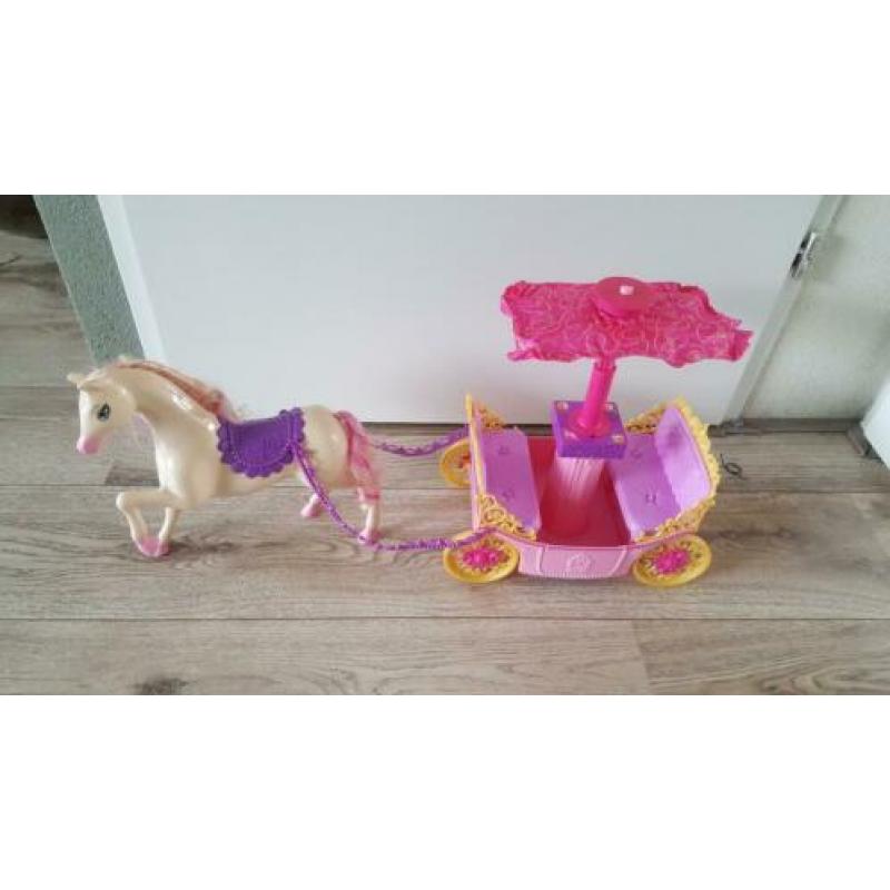 Barbiekoets met paard