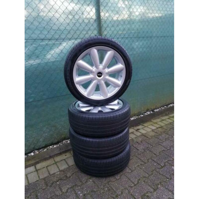 Te koop set mini Countryman velgen+banden 18 inch