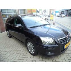 Toyota Avensis Wagon 1.8 VVTi Luna Business 1e Eigenaar NAVI