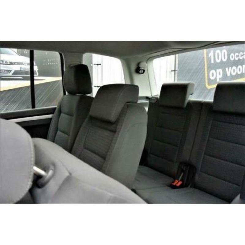 Volkswagen Touran 1.6 FSI COMFORTLINE 7-PERSOONS AIRCO CRUIS