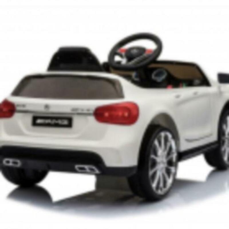 Mercedes GLA45 AMG 12 volt Kinderauto Speelgoedauto