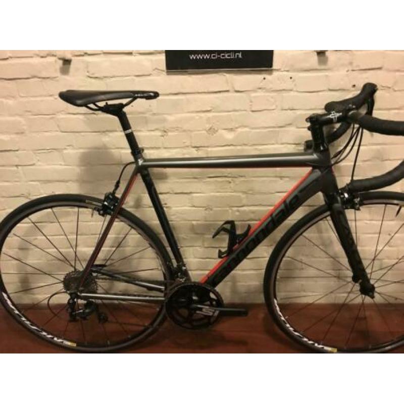 Cannondale CAAD12 Shimano 105 2 x 11 54cm. Topstaat