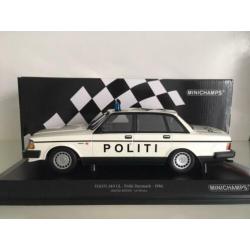 Volvo 240 GL Politie Denemarken 1986 1:18 (nieuw)