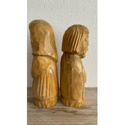 Houten beeldjes-sculptuur koppel man en vrouw vintage