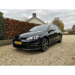 Volkswagen Golf 1.4 TSI DSG AUT R line 2015