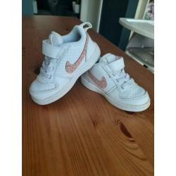 Nike sneakers (wit) maat 22