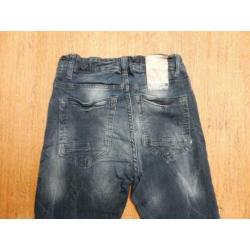 Stoere slim fit jeans (Model Davi) maatje 152