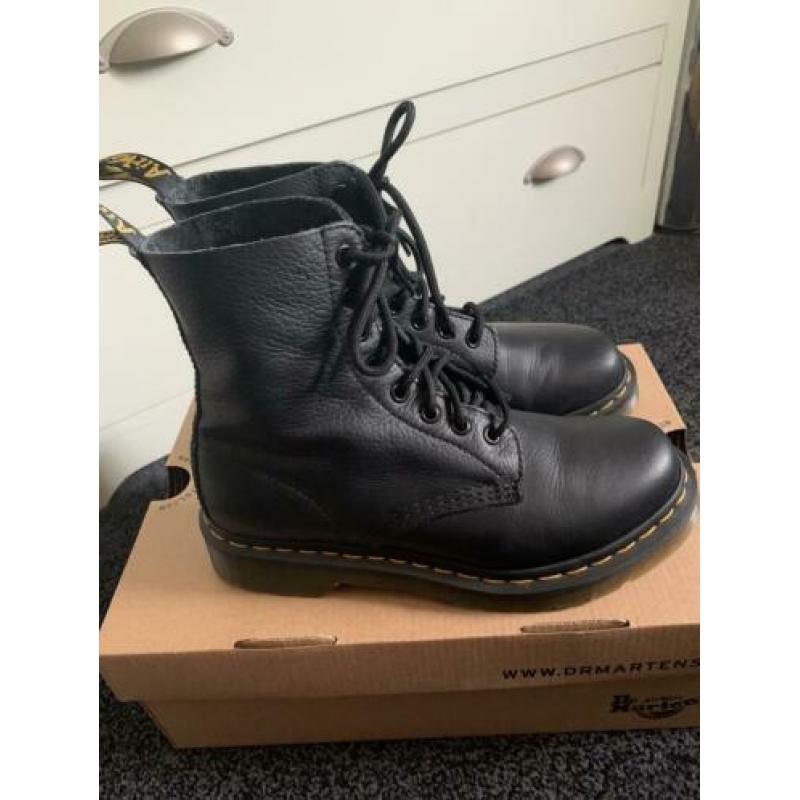 Dr Martens 1460 Pascal maat 38