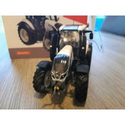 Valtra T234 Wit Wiking