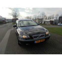 Volvo V70 T5