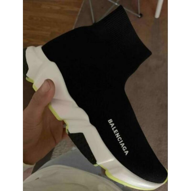 Balenciaga speedrunner /sok