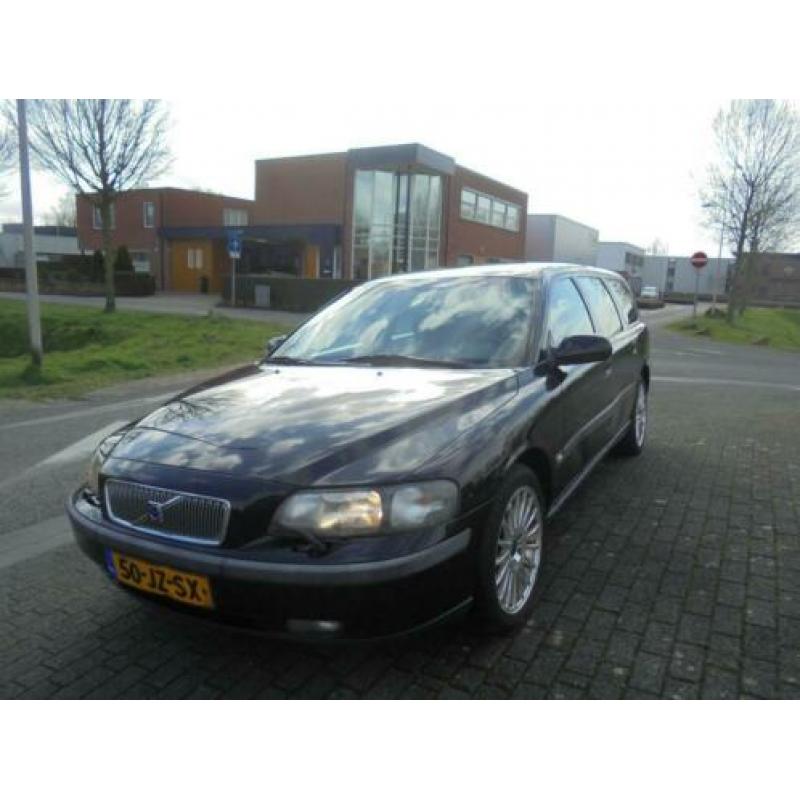 Volvo V70 T5