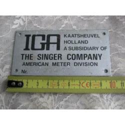 Metalen reclame bordje IGA the Singer Company / Kaatsheuvel