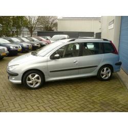 Peugeot 206 SW 1.6-16V XS NIEUWE APK