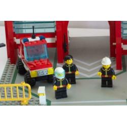 LEGO 6389 Miniland/Town: Brandweer kazerne