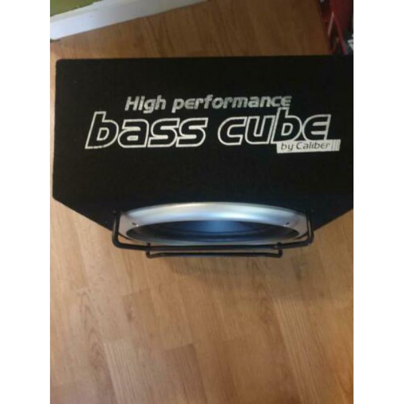 Caliber bass cube