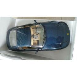 Te koop mooie burago ferrari 456 gt 1992 donker blauw grijs