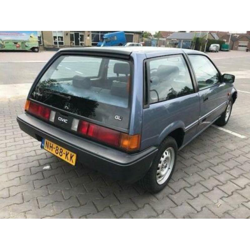 Honda Civic 1.5 GL AUTOMAAT YOUNGTIMER! €120,- WB PER JAAR!