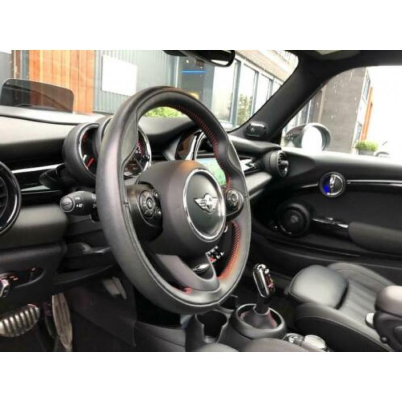 Mini Mini 2.0 John Cooper Works F1 aut 231pk Lounge/navi/HK/