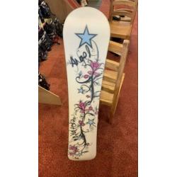 Dames Snowboard Nidecker 139cm incl bindingen