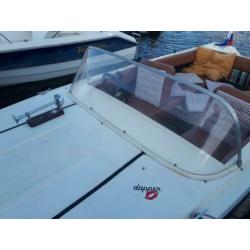 Speedboot met yamaha 9.9 4 takt met leuke accessoires