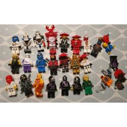 21 lego ninja poppetjes partij plus onderdelen