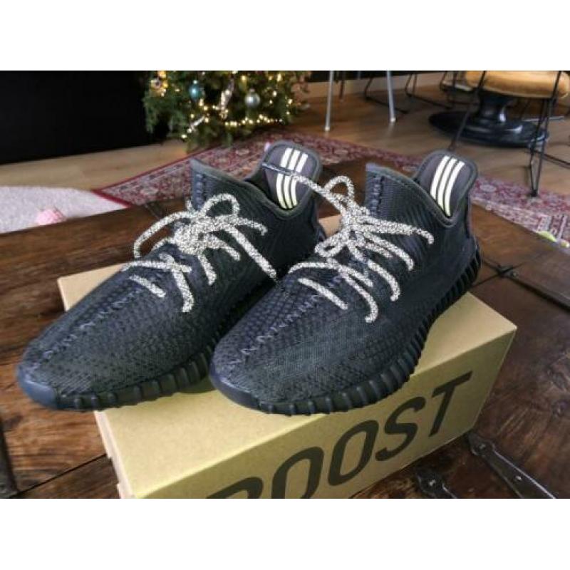 Adidas Yeezy 350 triple black US10