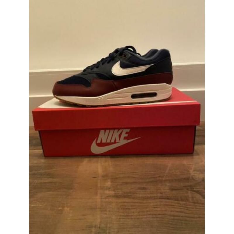 Nike airmax team red sail maat 41