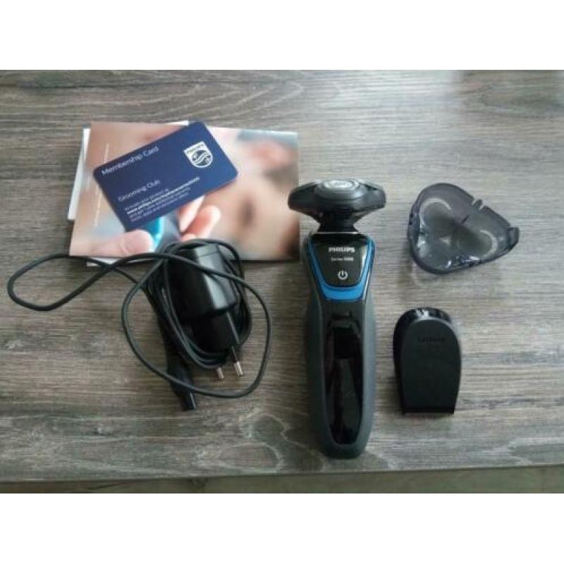 Philips Close fast shave