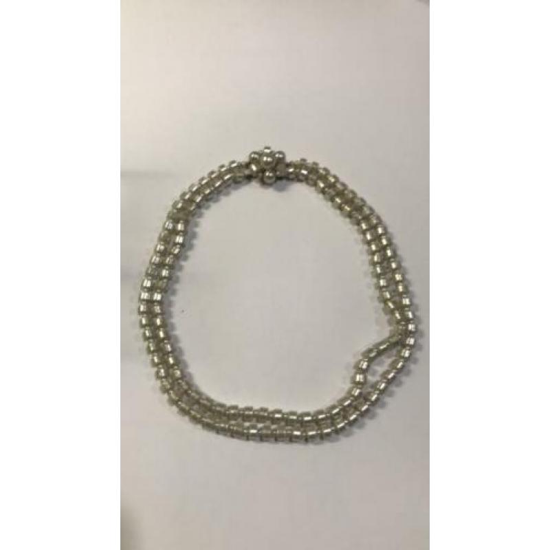 Parelketting vintage met mooi slot 45 cm lang