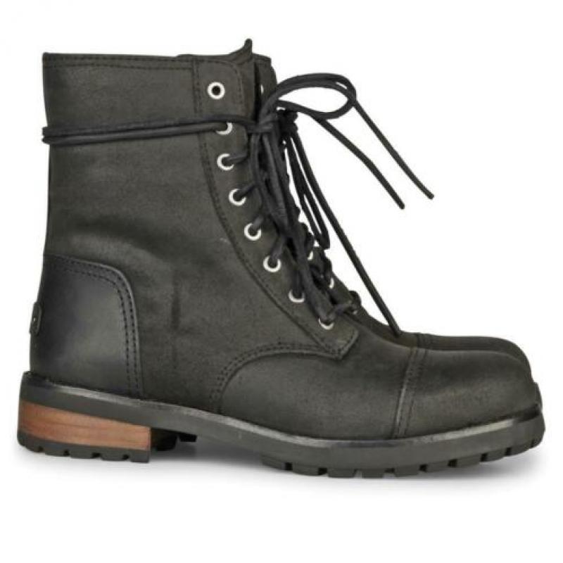 Ugg Kilmer veterboots/laarsjes met schapenvacht voering !