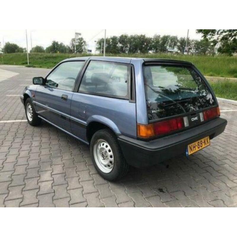 Honda Civic 1.5 GL AUTOMAAT YOUNGTIMER! €120,- WB PER JAAR!