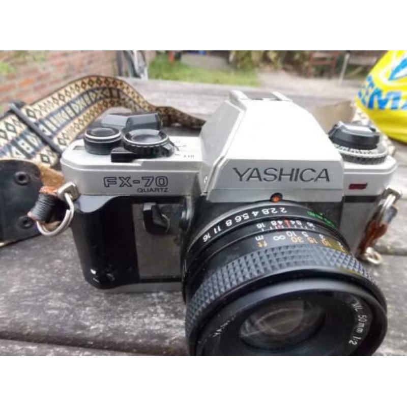 Yashica fx-70 quartz vintage camera fototoestel