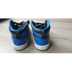 Nike Jordan, amper aangehad