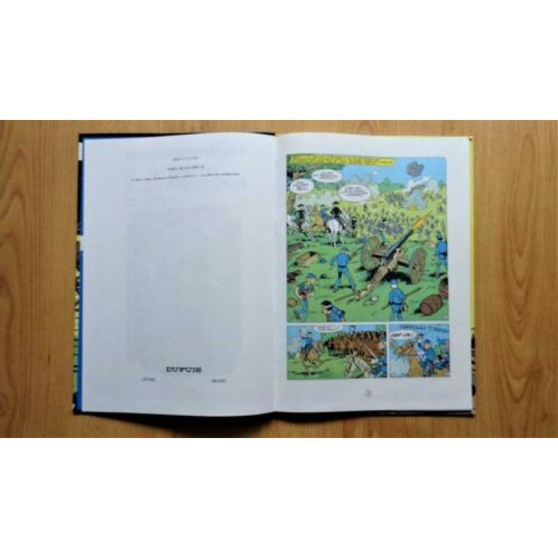 De Blauwbloezen nr. 6, de nor in Robertsonville, Hardcover,