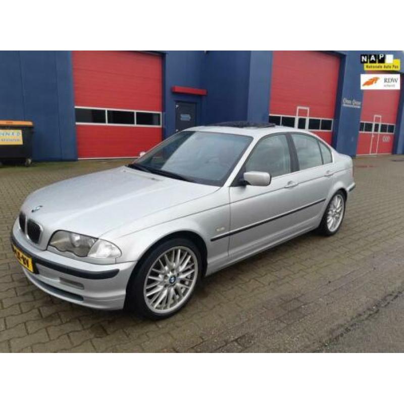 BMW 3-serie 330d Executive Super netjes