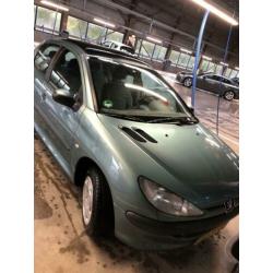 Peugeot 206 1.4 Challance 5D AUT 2002 Groen 61000 km