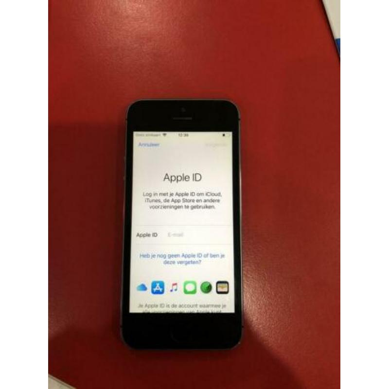 iPhone 5S 16GB Zwart met lader