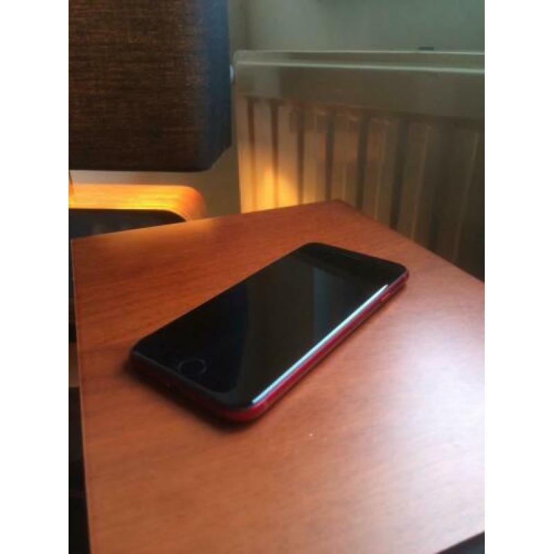 iPhone 8 red 64 GB met aankoopbewijs en 1,5 jaar garantie