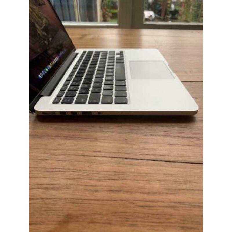 Macbook pro 13" | 256SSD | 8GB RAM