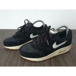 Nike Air Max 1 GS Black Sail Gum Light Brown maat 37.5