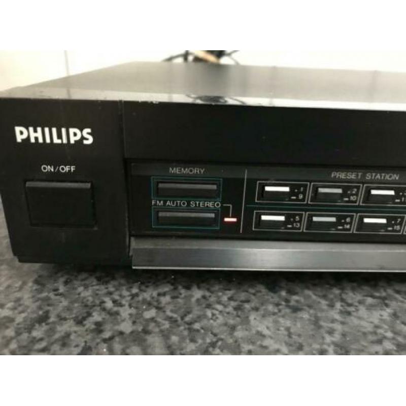 Losse Philips tuner FT 564. Werkt goed.