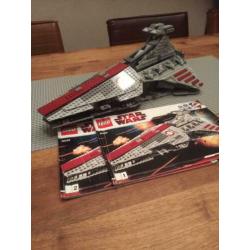 Lego 8039 Venator Class Republic attack cruiser