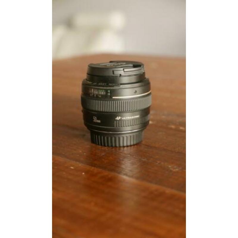 Canon EF 50mm f/1.4 (Zo goed als nieuw)