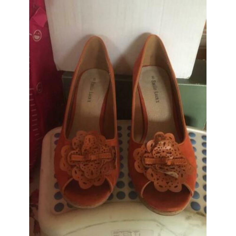 Oranje pumps mt42 /41 Nieuw