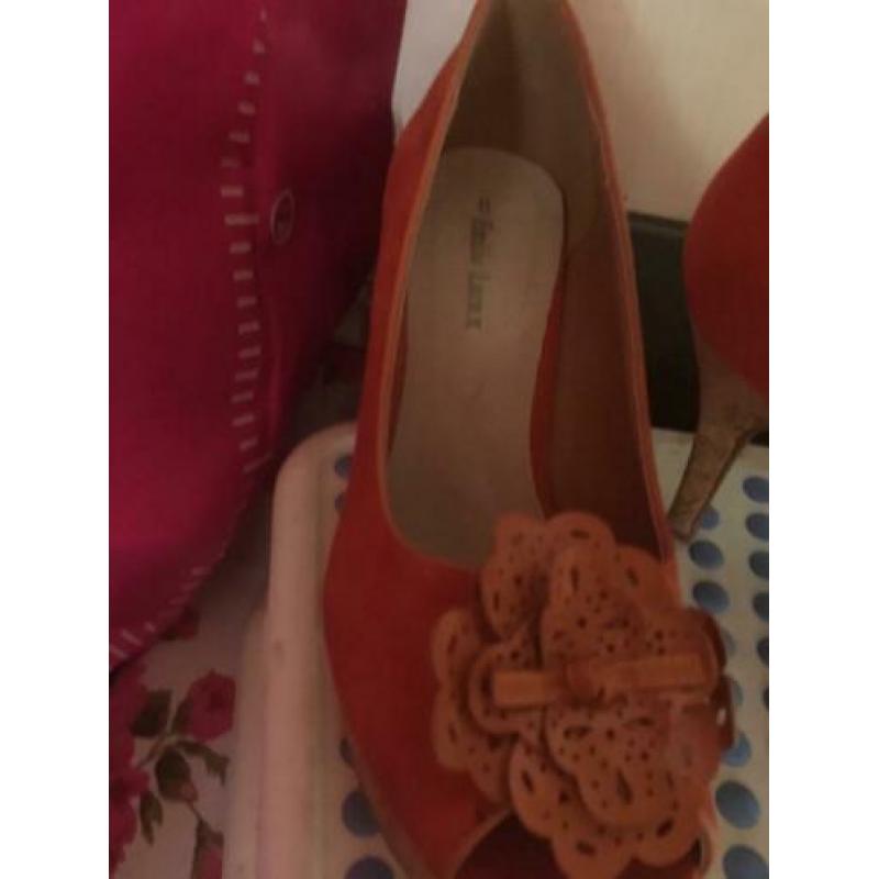 Oranje pumps mt42 /41 Nieuw